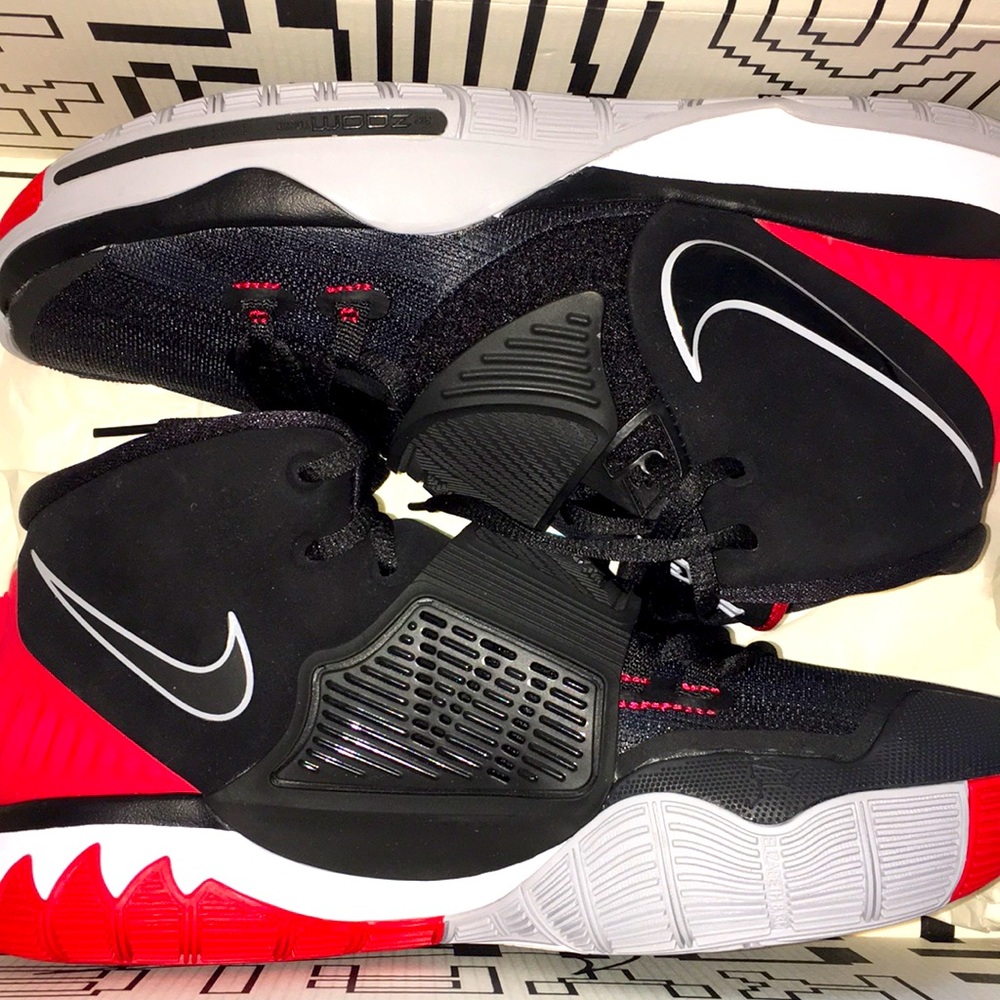 Kyrie’s size 9.5